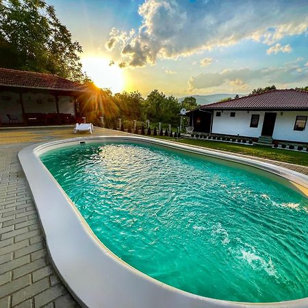 Старият Дюкянь Villa Elena Buitenkant foto