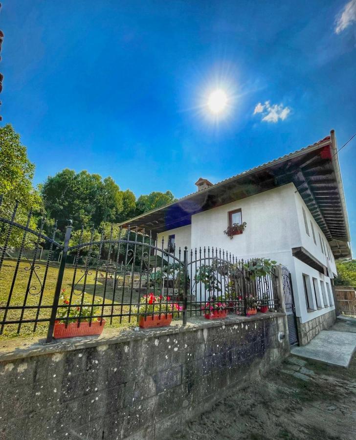 Старият Дюкянь Villa Elena Buitenkant foto